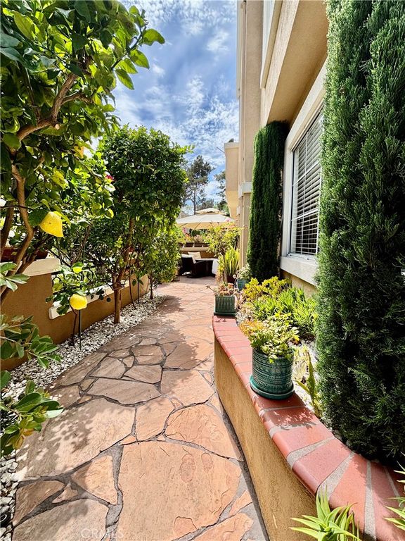 Image 24 of property listing at 21 Matinee Court, Aliso Viejo, CA 92656