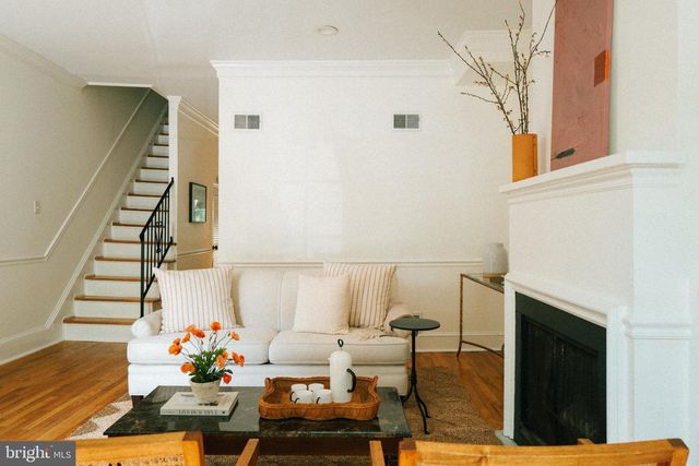 708 9TH STREET, Washington, DC 20003