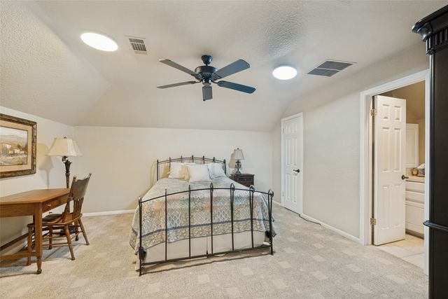 9004 Martin Drive, North Richland Hills, TX 76182