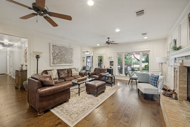 9004 Martin Drive, North Richland Hills, TX 76182
