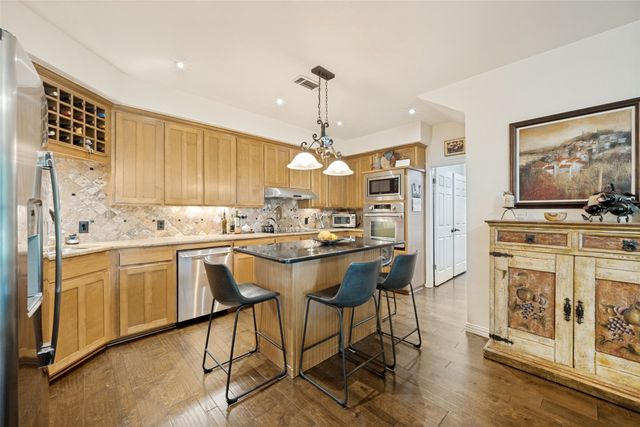 9004 Martin Drive, North Richland Hills, TX 76182