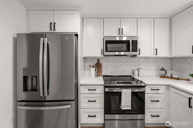 21743 E Terra Lane SE, Yelm, WA 98597