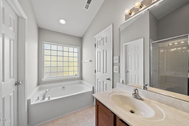 2615 Wyntercrest Lane, Durham, NC 27713