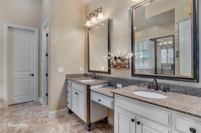 1020 Winterberry Lane, Shreveport, LA 71106