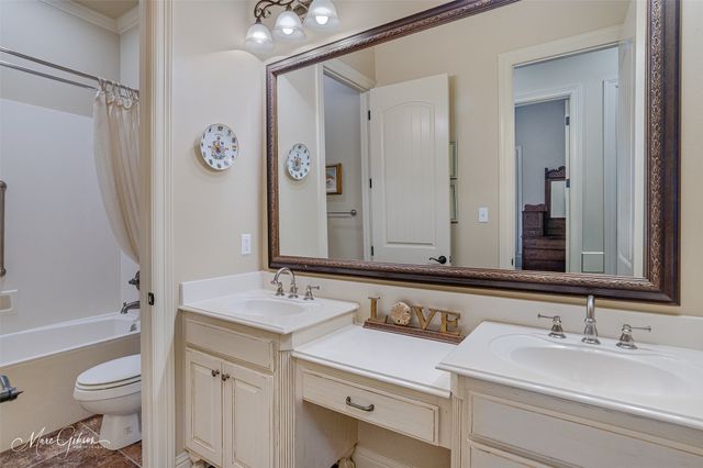 1020 Winterberry Lane, Shreveport, LA 71106