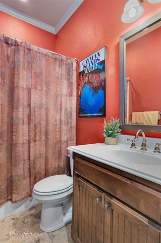 1020 Winterberry Lane, Shreveport, LA 71106