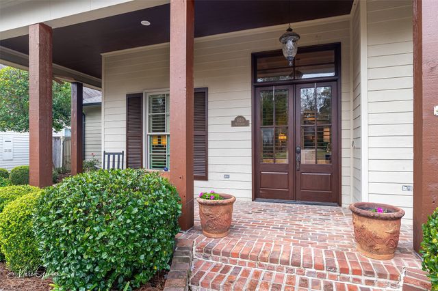 1020 Winterberry Lane, Shreveport, LA 71106