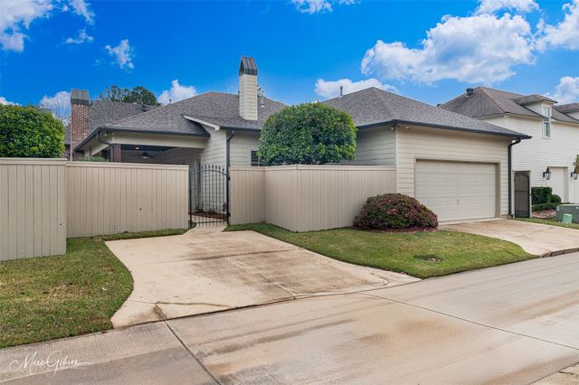 1020 Winterberry Lane, Shreveport, LA 71106