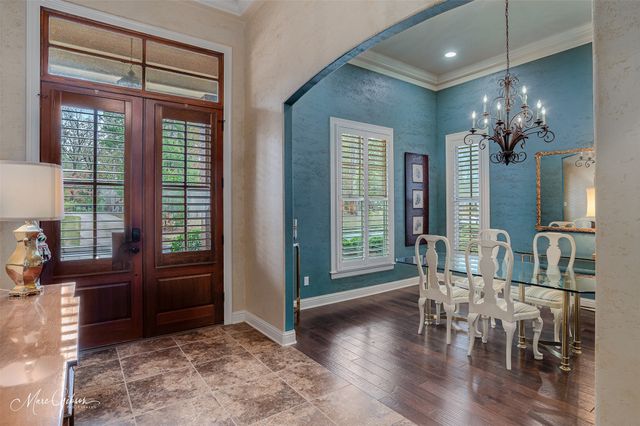 1020 Winterberry Lane, Shreveport, LA 71106