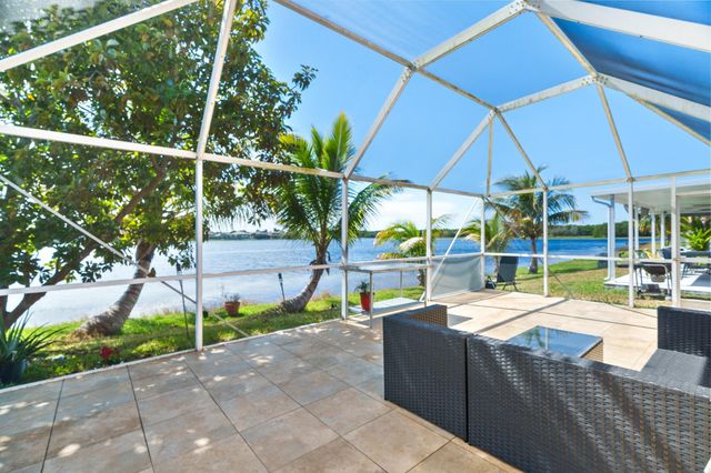 1573 Salerno Circle, Weston, FL 33327