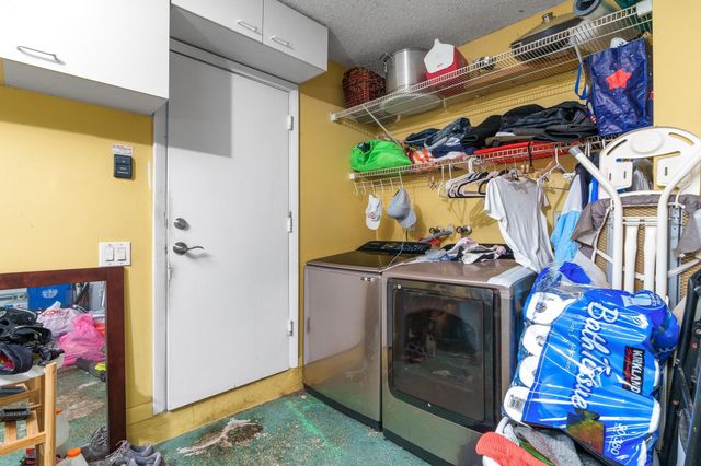 1573 Salerno Circle, Weston, FL 33327