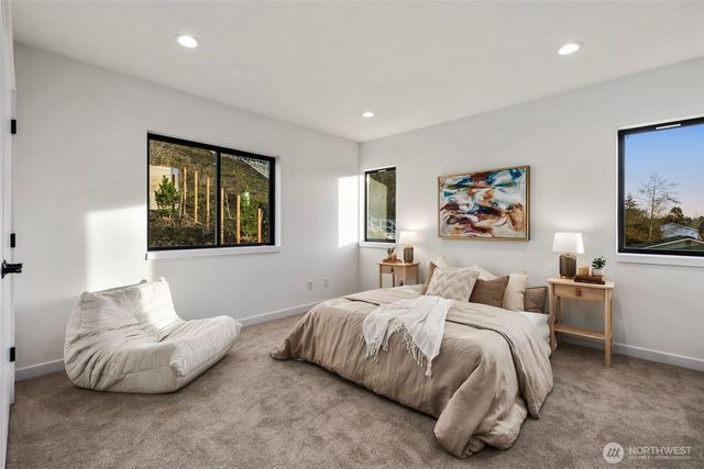 5246 23rd Avenue SW, Seattle, WA 98106