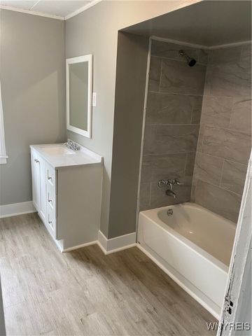 18 Kamper Avenue, Buffalo, NY 14210