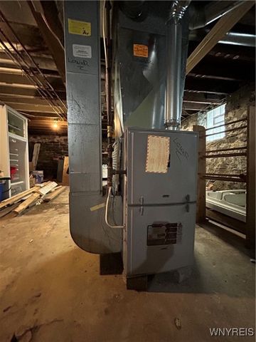 18 Kamper Avenue, Buffalo, NY 14210