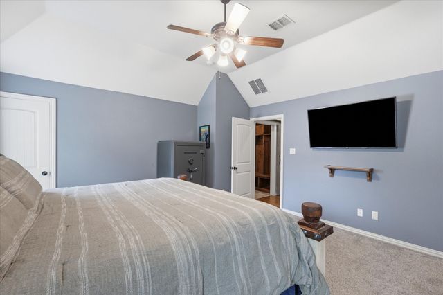 145 Foxpointe Circle, Weatherford, TX 76087