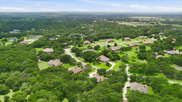 145 Foxpointe Circle, Weatherford, TX 76087