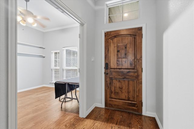 145 Foxpointe Circle, Weatherford, TX 76087