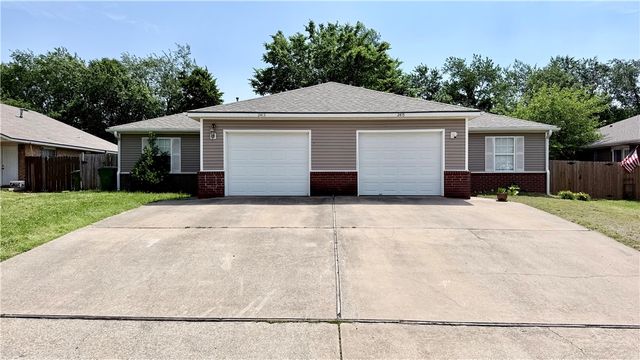 2413 & 2415 S 16th Street, Rogers, AR 72758