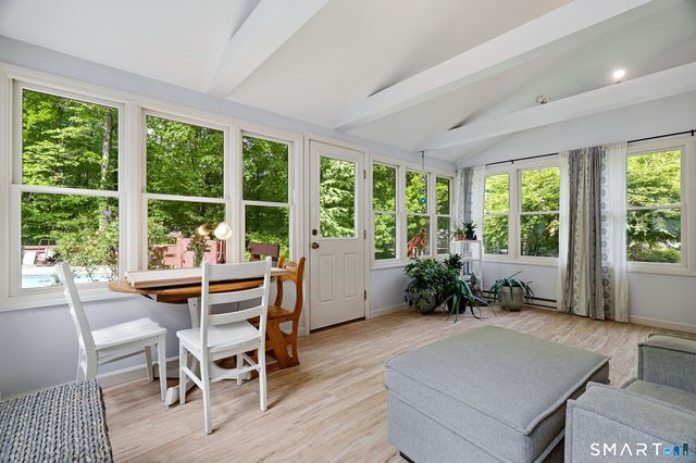 24 Jericho Drive, Old Lyme, CT 06371