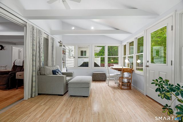 24 Jericho Drive, Old Lyme, CT 06371