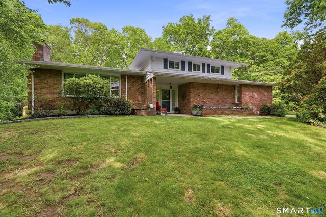 24 Jericho Drive, Old Lyme, CT 06371