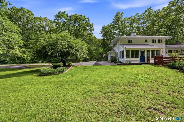 24 Jericho Drive, Old Lyme, CT 06371