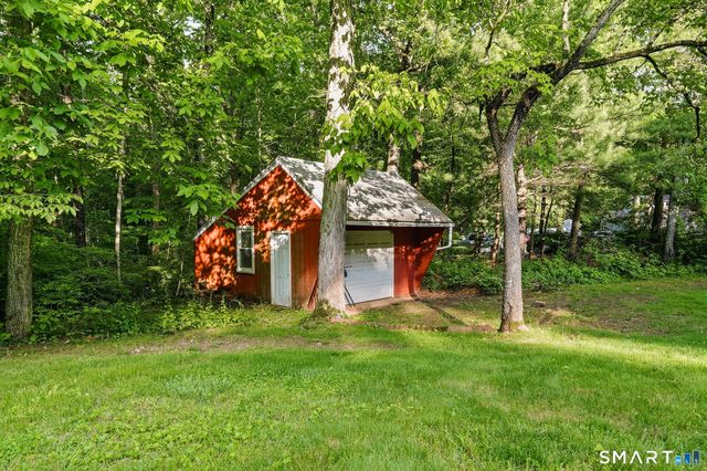 24 Jericho Drive, Old Lyme, CT 06371