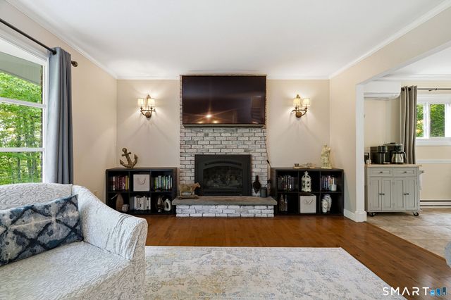 24 Jericho Drive, Old Lyme, CT 06371