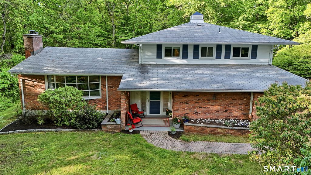 24 Jericho Drive, Old Lyme, CT 06371