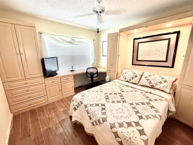 5878 Parkwalk Circle W, Boynton Beach, FL 33472