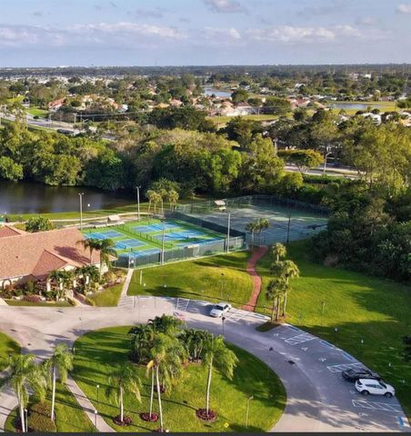 5878 Parkwalk Circle W, Boynton Beach, FL 33472