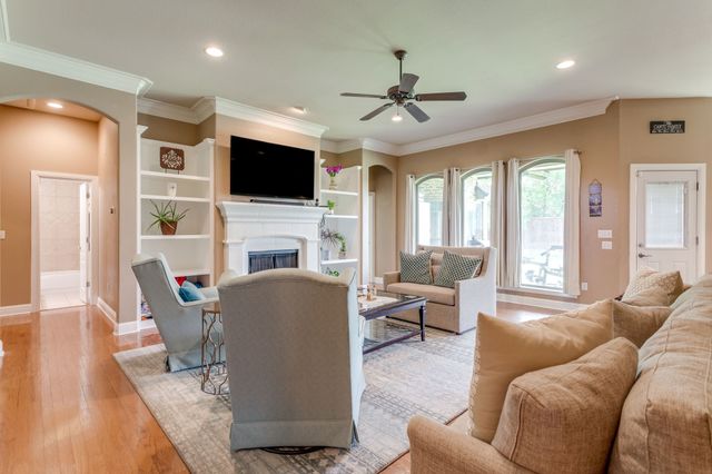 9733 Corral Drive, Fort Worth, TX 76244