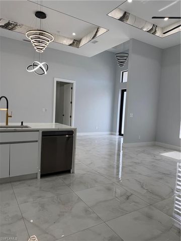 221 SW 25th AVE, Cape Coral, FL 33991