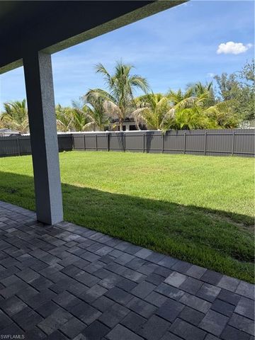 221 SW 25th AVE, Cape Coral, FL 33991