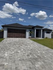 221 SW 25th AVE, Cape Coral, FL 33991