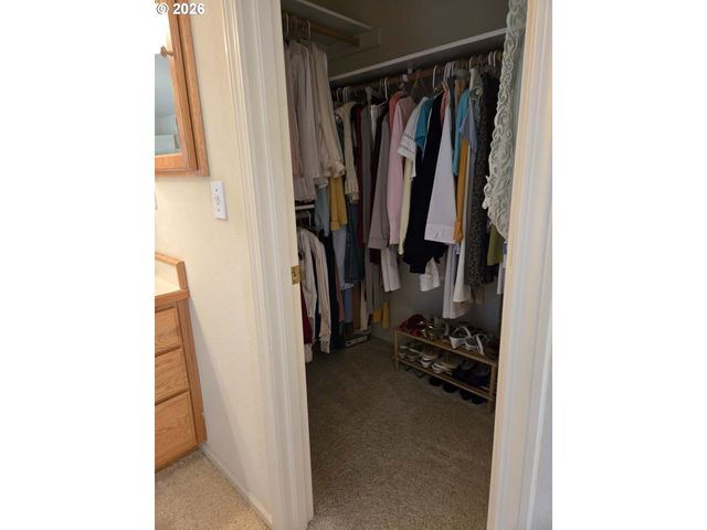 2719 GOLFVIEW Ave, Sutherlin, OR 97479