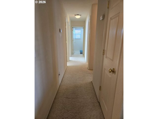 2719 GOLFVIEW Ave, Sutherlin, OR 97479