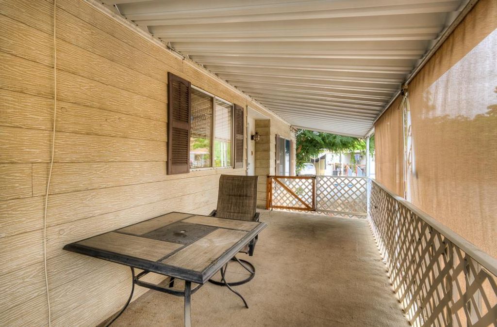 Image 10 of property listing at 9360 N Blackstone Avenue # 153, Fresno, CA 93720