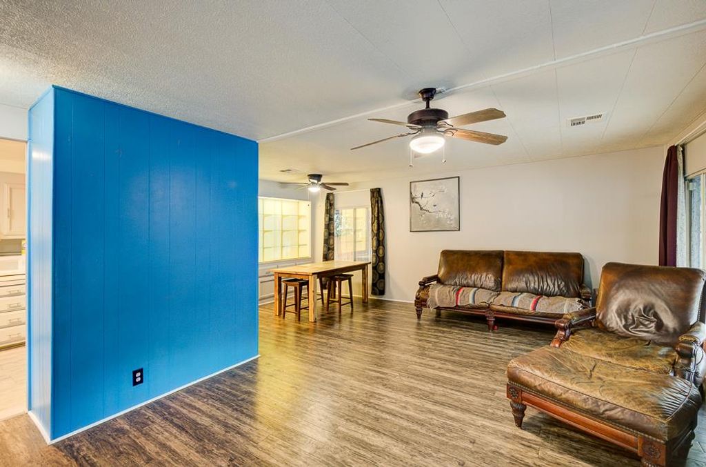 Image 16 of property listing at 9360 N Blackstone Avenue # 153, Fresno, CA 93720