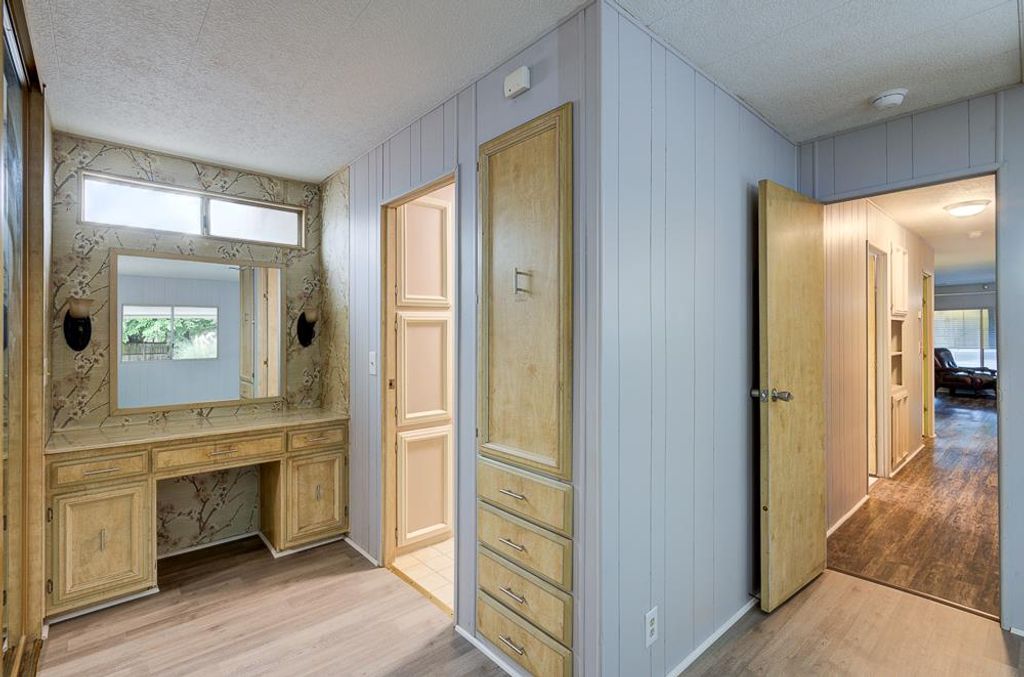 Image 26 of property listing at 9360 N Blackstone Avenue # 153, Fresno, CA 93720