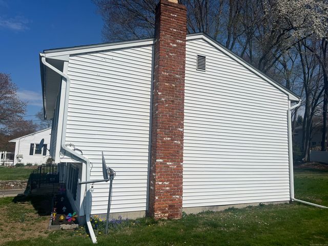 59 Charles Street, Watertown, CT 06795