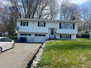 59 Charles Street, Watertown, CT 06795