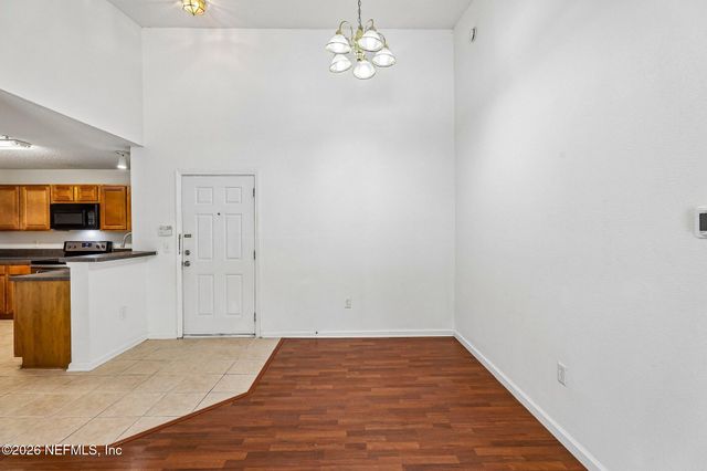 9575 AMARANTE Circle 9, Jacksonville, FL 32257