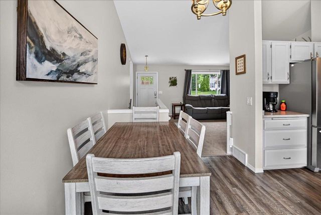204 Weald Bridge Road, Cottage Grove, WI 53527