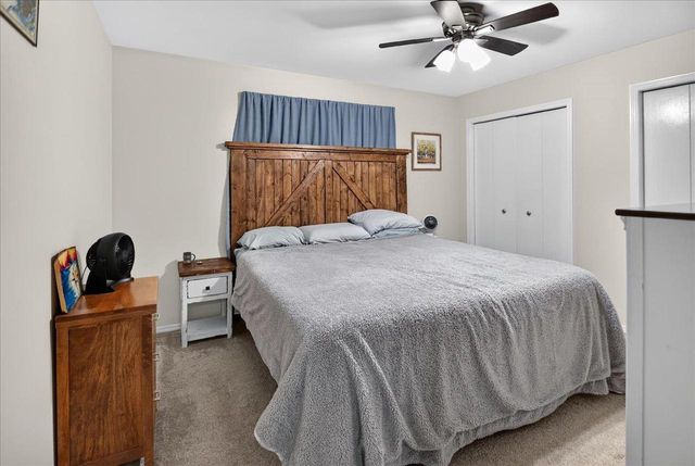 204 Weald Bridge Road, Cottage Grove, WI 53527
