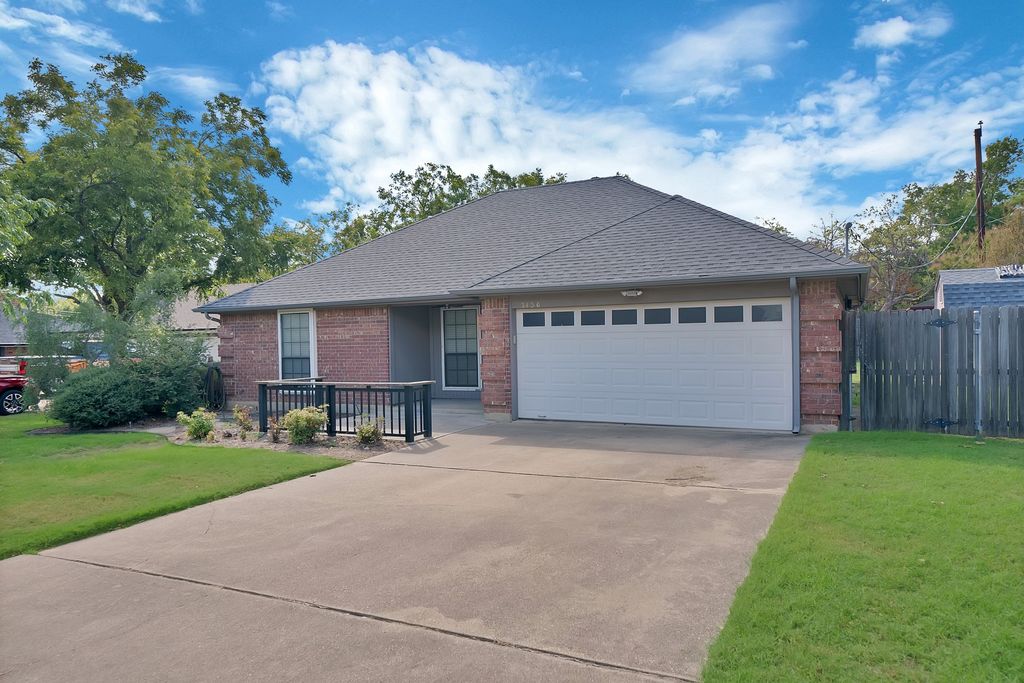 3130 Jewell Drive, Arlington, TX 76016 — photo 2