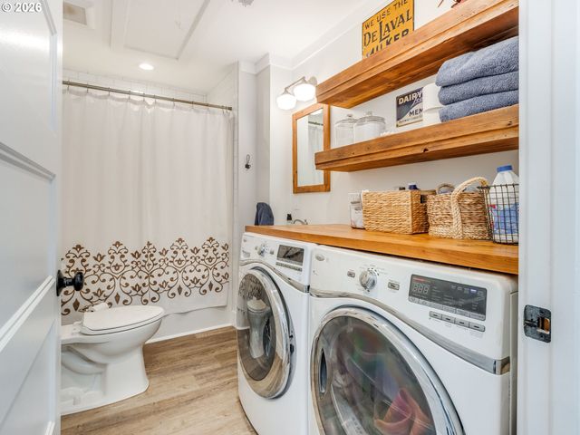 5801 Ne ABBEY Rd, Carlton, OR 97111