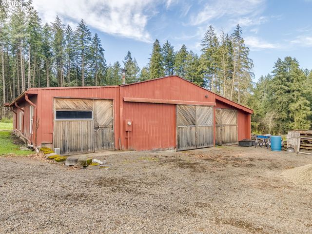 5801 Ne ABBEY Rd, Carlton, OR 97111