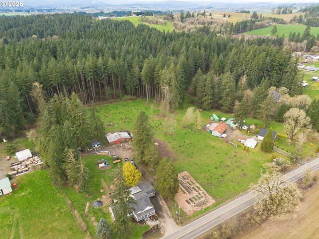 5801 Ne ABBEY Rd, Carlton, OR 97111