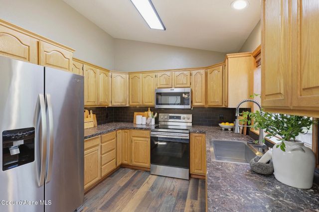 2504 N Stagecoach DR, Post Falls, ID 83854